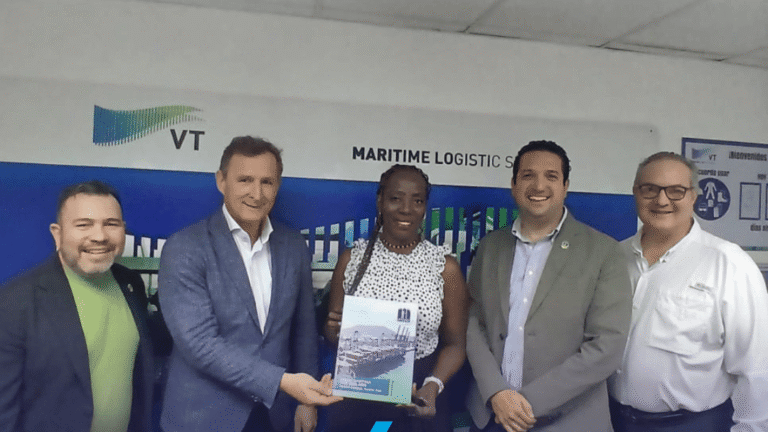 Cámara Marítima de Panamá realiza visita institucional a VT Shipping International Inc.