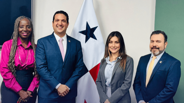 Cámara Marítima de Panamá presenta el Maritime Convention of the Americas al MICI