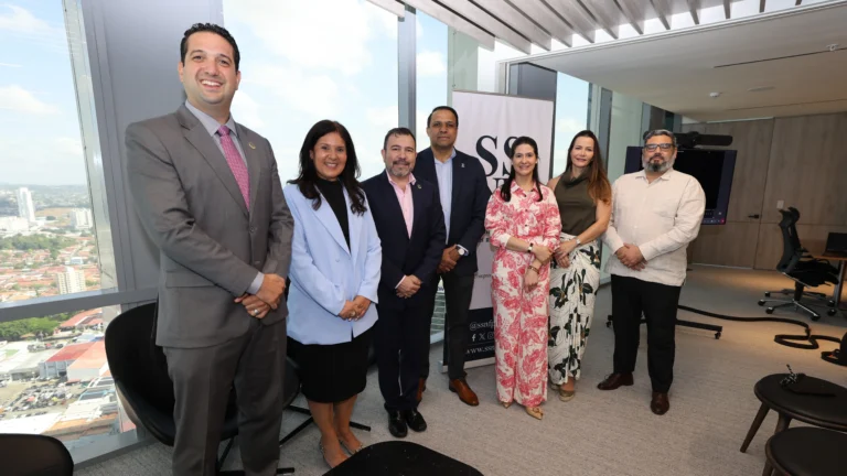 CMP realiza conversatorio sobre Sujetos Regulados No Financieros