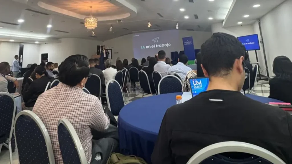 CMP participa en conversatorio sobre educación, empleo y desarrollo del talento