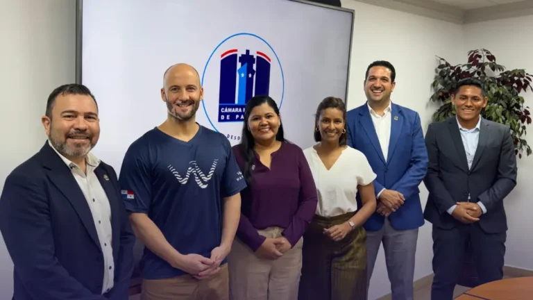 CMP explora oportunidades de colaboración social con la Asociación Waved