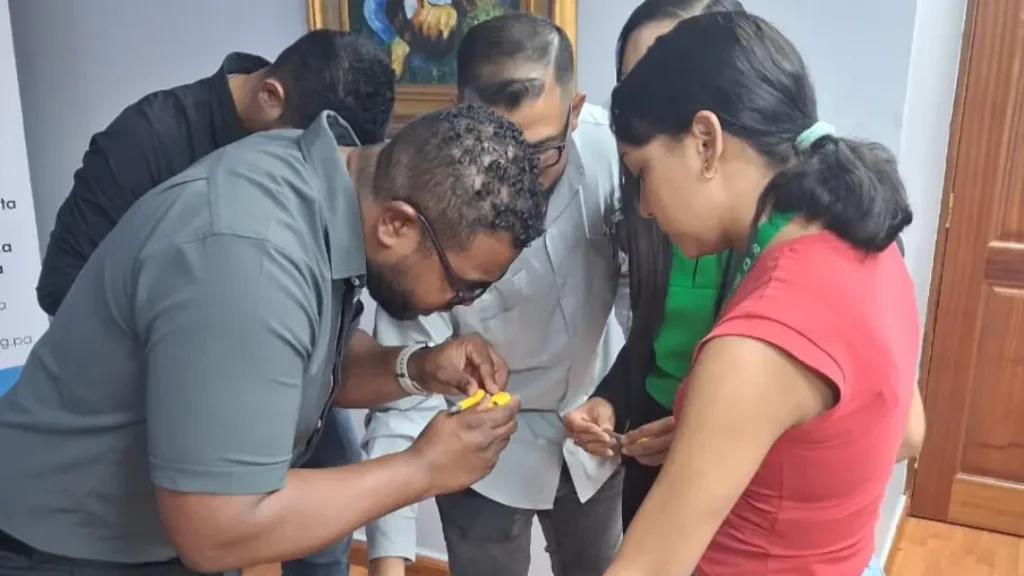 CMP realiza taller sobre sellos de seguridad de contenedores