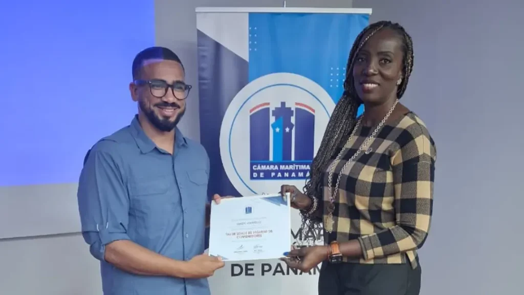 CMP realiza taller sobre sellos de seguridad de contenedores