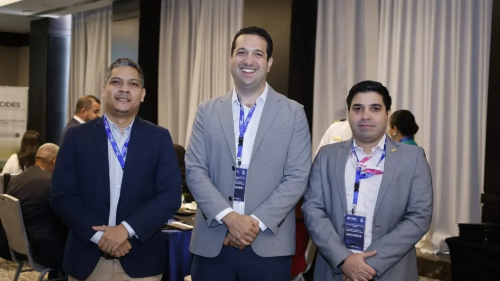 CMP participa en panel sobre prospectiva del transporte marítimo en Panamá