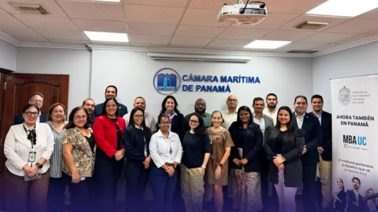 Verónica Vásquez en el taller de liderazgo
