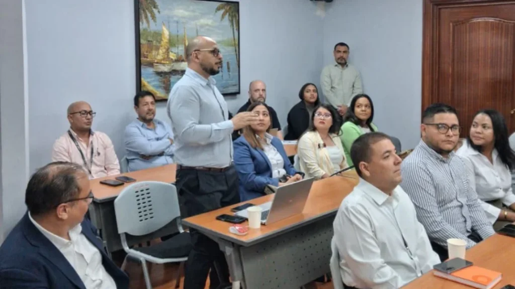 Conferencia ‘Puertos Inteligentes, Operaciones Seguras’ en Panamá — foto 4 de 4 · Cámara Marítima de Panamá